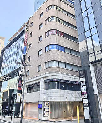 梅田店外観